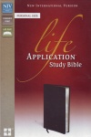 NIV Life Application Study Bible, Personal Size, Black Bonded Leather