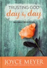 Trusting God Day by Day 365 Devotions (Paperback)